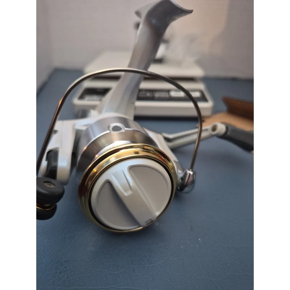 DAIWA REGAL Z 2500IA DISHING REEL SPINNING REEL